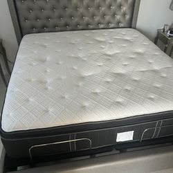 Stearns & Foster Mattress King Size