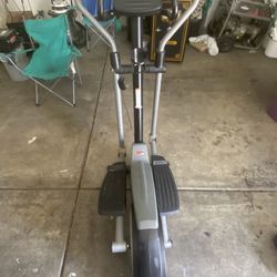 Elliptical For Sell (brand New ) PICK UP ONLY 