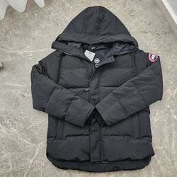 Canada goose macmilan