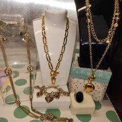 #2361, LIZ CLAIBORNE LOT STUNNING VINTAGE PIECES 5 ITEMS.