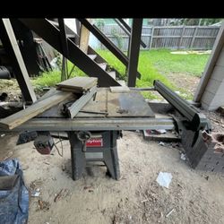 Dayton 10-inch Table saw