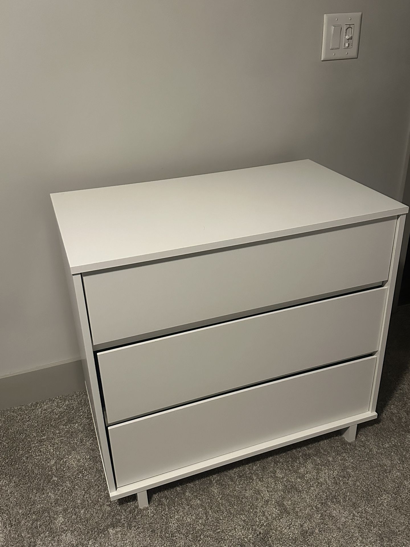 2 White Night Stands/Dresser 