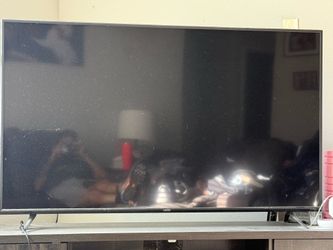 VIZIO V605-G3 60-inch V-Series 4K HDR TV