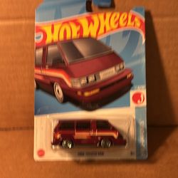 Hot Wheels 1996 Toyota Van (Milwaukie,OR)