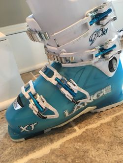 Ladies Lang ski boots 90XT size 24.5