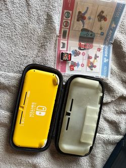 Nintendo Switch Lite Bundle – Yellow