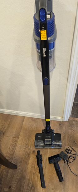 Shark Pet Bagless Cordless Washable Filter Stick Vacuum, XL Dust Cup, LED Lights, Removable Handheld, 40min Runtime