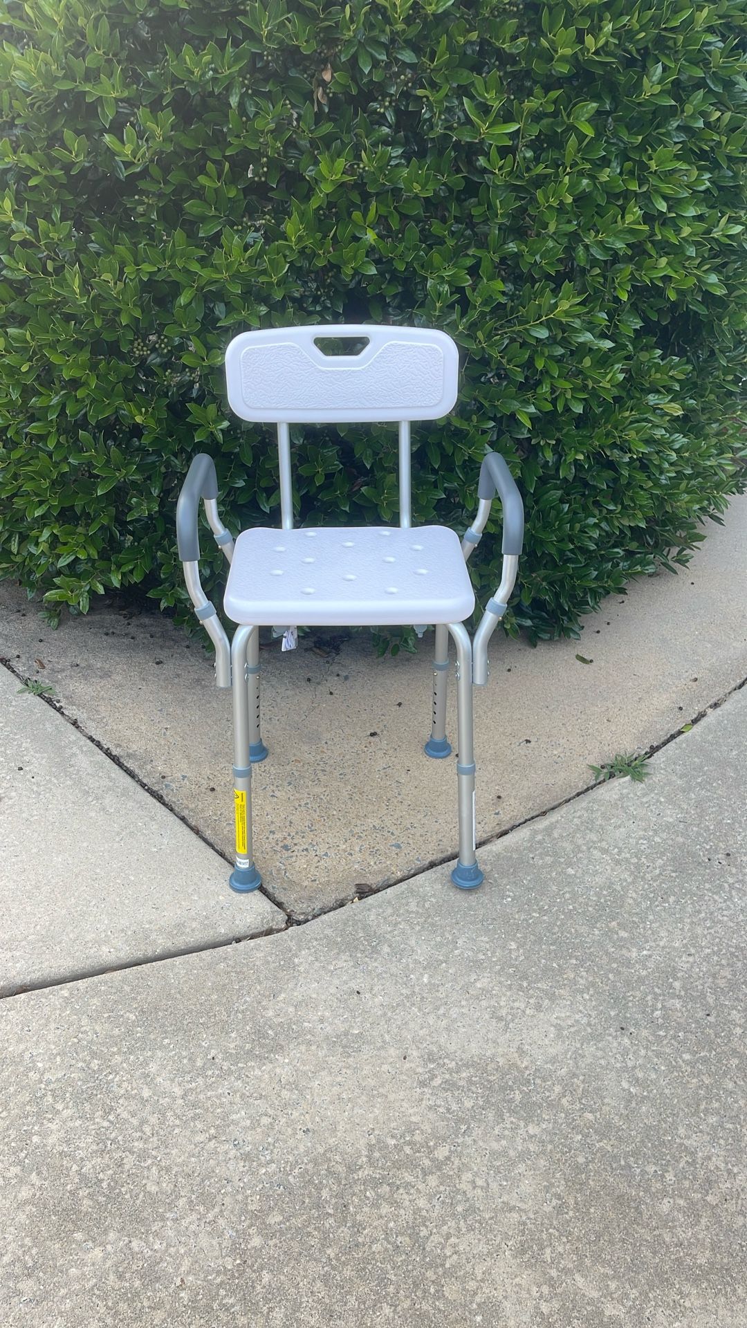 Bath Chair With Back And Arms!!