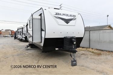 2025 Genesis Supreme Blazen 2915CRXL
