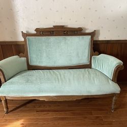 Antique Victorian sette