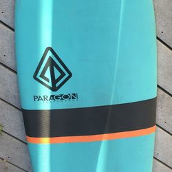 Paragon “Mini Simmons “ Surfboard , Custom Simmons Moon Fins Excellent Condition 