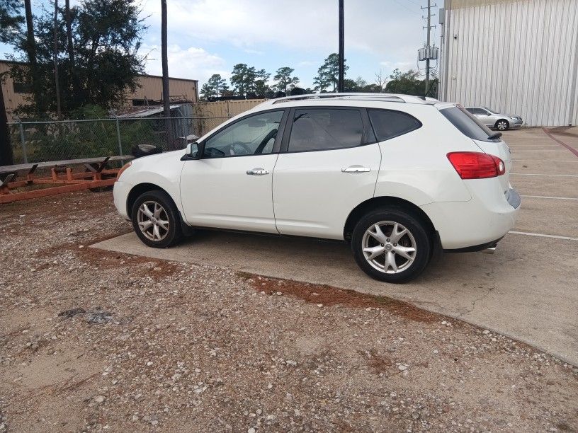 2010 Nissan Rogue