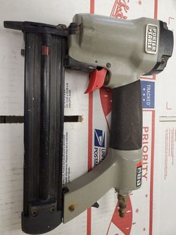 Porter Cable BN125A trim nail gun 18 gauge