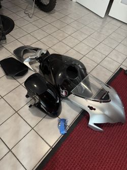 2008 Honda CBR1000RR Fairings, Plastics, Cowls