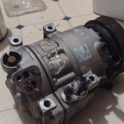 AC Compressor For Hyundai Santa Fe & Sonata 