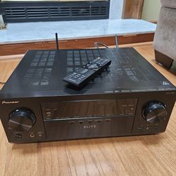  Pioneer VSX-LX302 7.2-Channel Network A/V Receiver