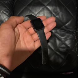 Apple Watch Series 3 (iCloud Locked)