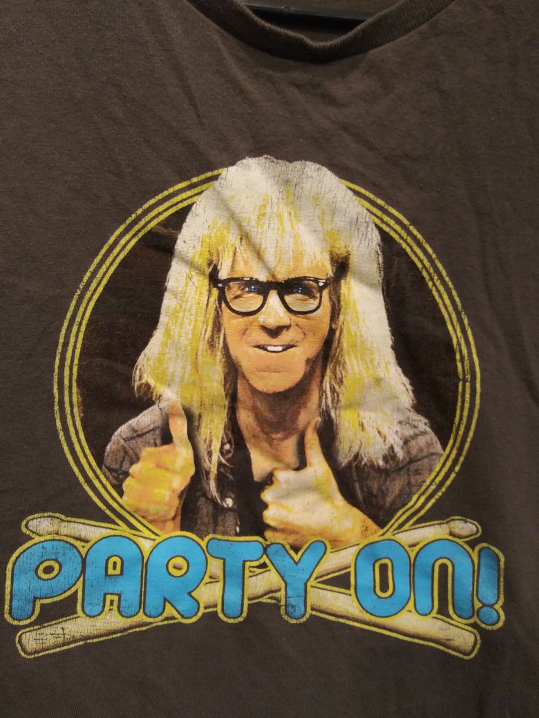 Wayne's World: Garth men large shirt Party on!