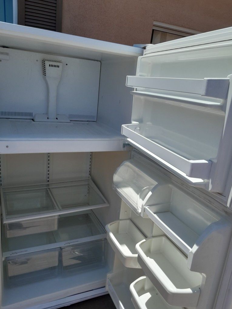 Whrilpool Refrigerator