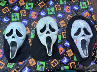 Ghostface mask