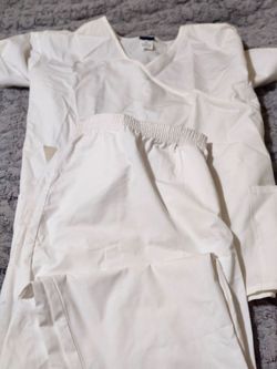 Plus size  5xl white scrubs
