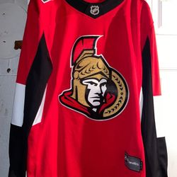 Fanatics NHL Ottawa Senators Jersey Mens Size Medium Authentic Fan Wear Shop Apparel Great Condition Never Worn Stitched Made In Vietnam Long Sleeve