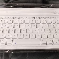 White, Ultra-Slim, Multi-Device Bluetooth Wireless Keyboard
