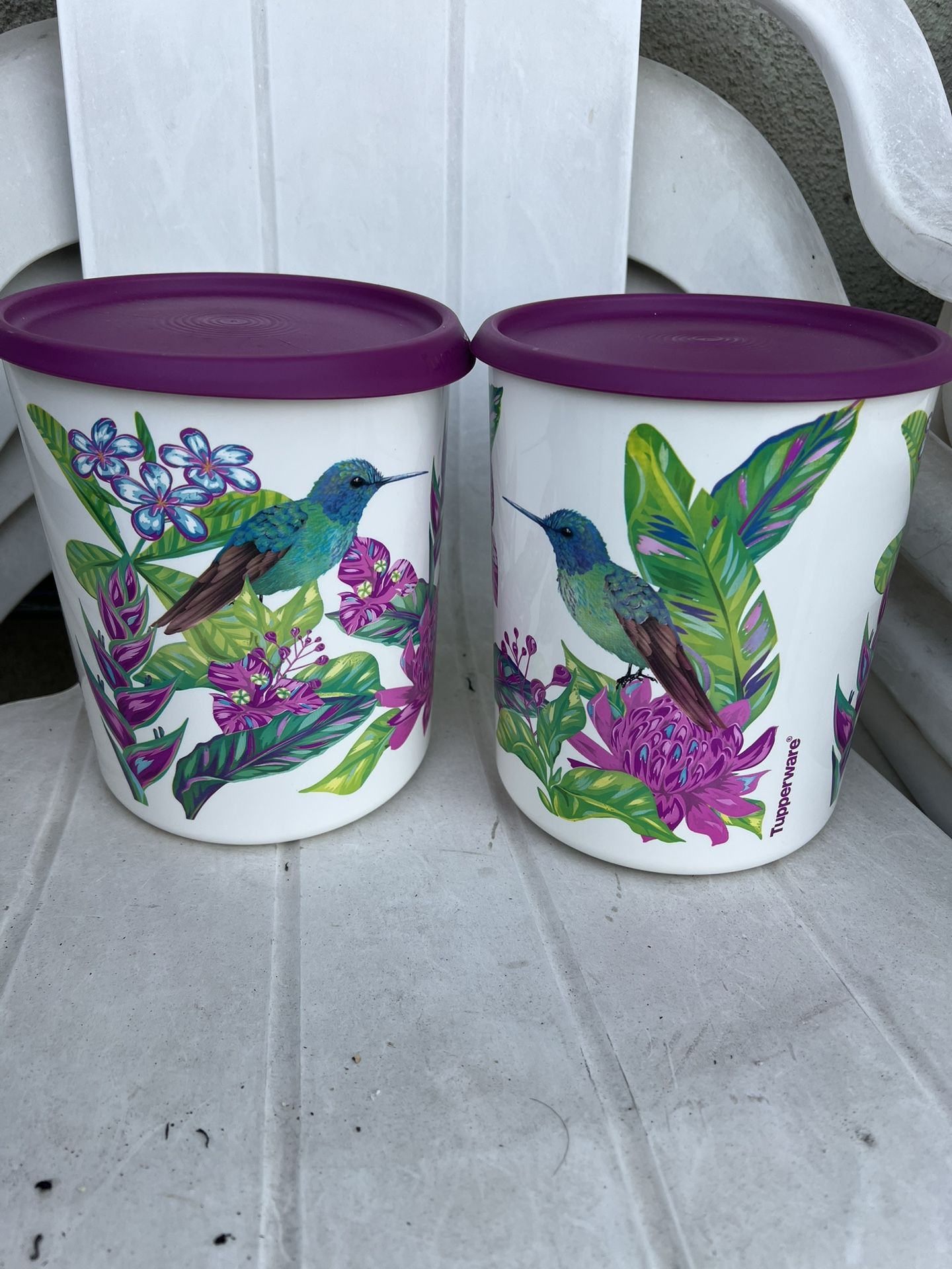 Tupperware Bottles Set 28 Dlrs