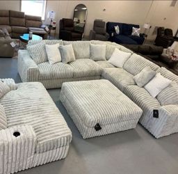STUPENDOUS ALLOY 3 PIECE SECTIONAL