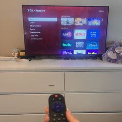 Roku TV 40in