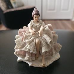 Vintage Dresden Capodimonte Lace Porcelain Lady Victorian