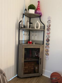 Bar cabinet
