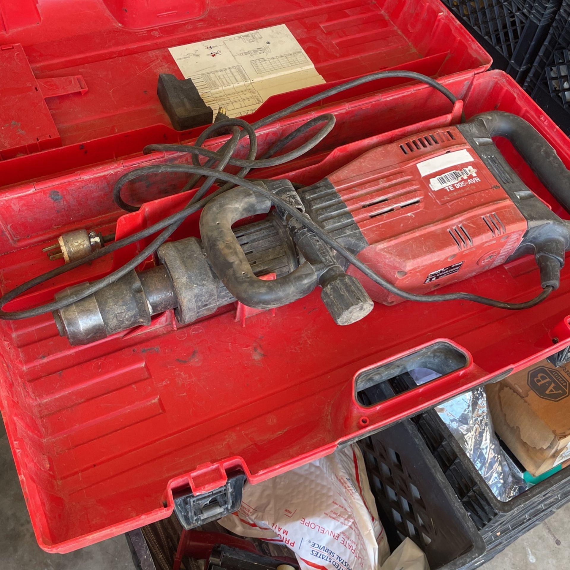 HILTI TE 905-AVR