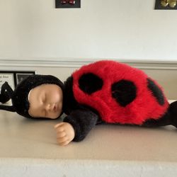 Vintage Anne Geddes 9" Lady Bug Sleeping Baby Doll Plush Collectible 1998