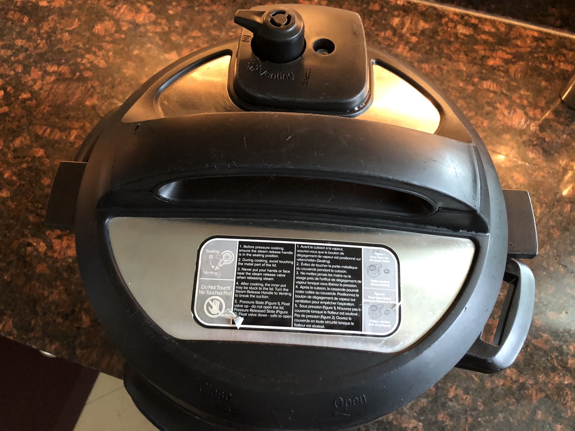 Instant Pot Duo 7-in-1 Programmable Pressure Cooker