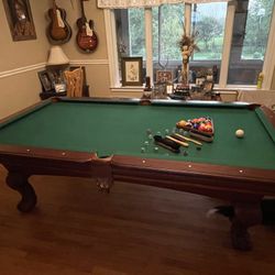  sports craft 8ft Pool Table