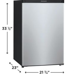 Frigidaire - 4.5 Cu. Ft. Mini Fridge with Top Freezer