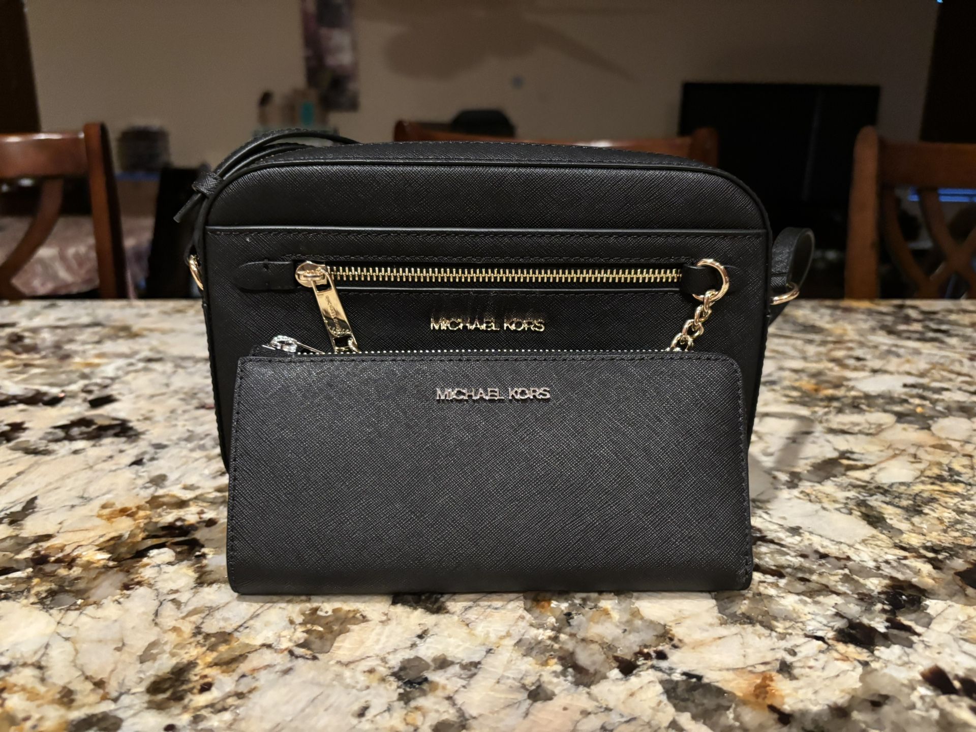 Michael Kors Jet Set Large Saffiano Leather Crossbody Bag