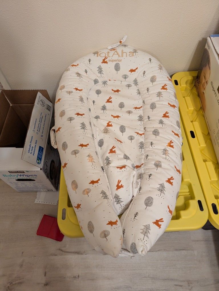 Tot Aha Baby Lounger