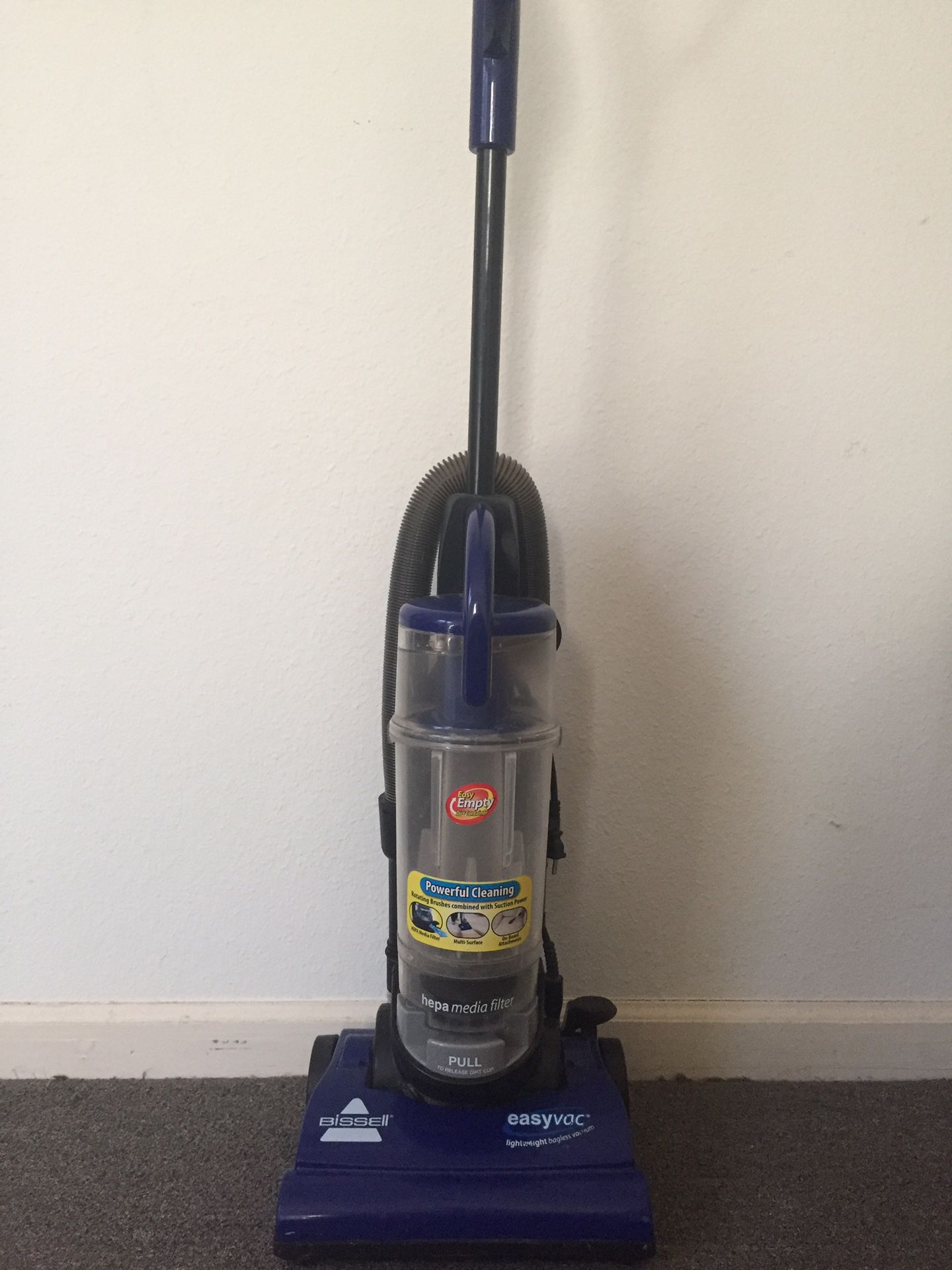 Bissell Bagless vacuum