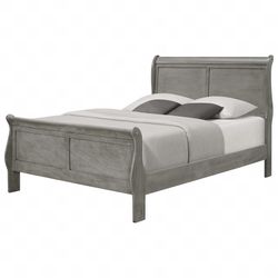 Beautiful rustic style bed! Mattress and box spring deals available