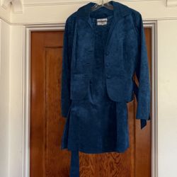 Size 14 Teal Ultra Suede (2) Piece Suit