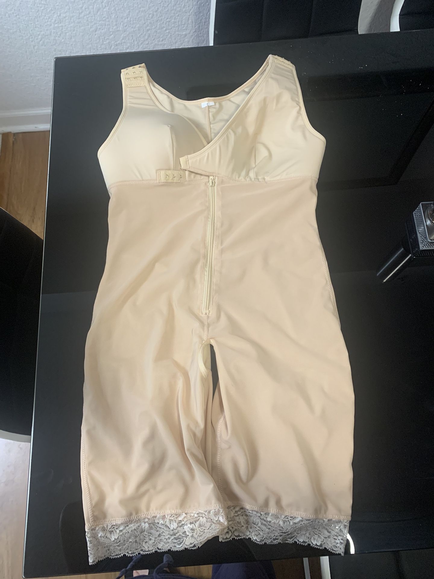 Faja size L open box -sin usar made in china