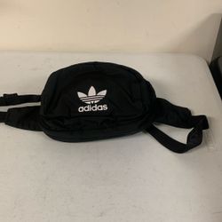 adidas Originals Waist Pack Pouch 2 Zippers. Black/White.                    Sh