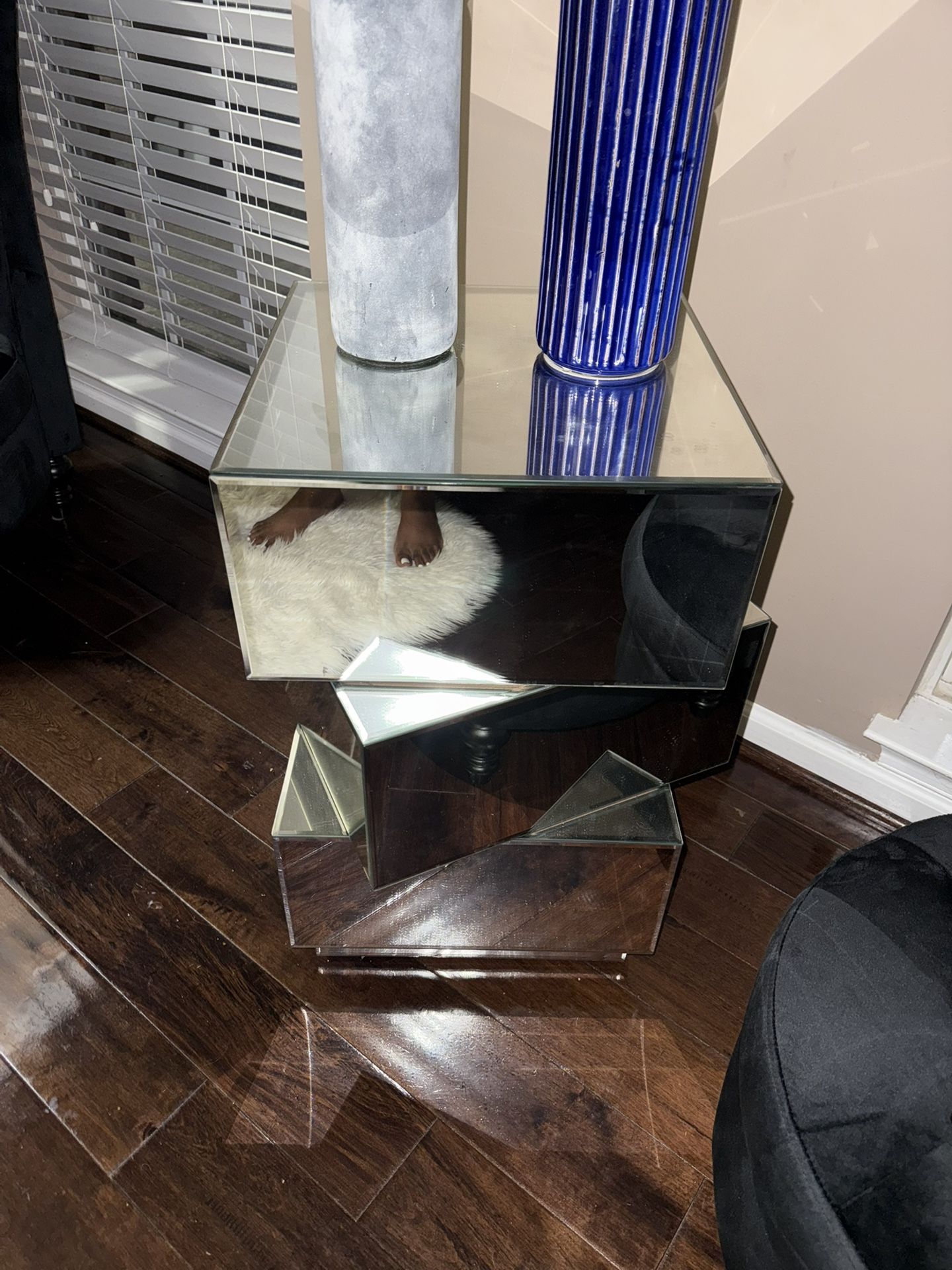 Side Table (mirrored)