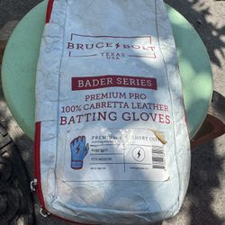 YTH Medium Pro Short cuff Batting Gloves