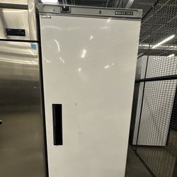 Maxxcold Refrigerator 