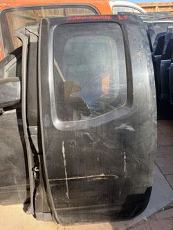 Nissan frontier left rear door