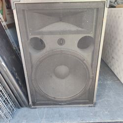 Toa 480Se Speaker Cabinets