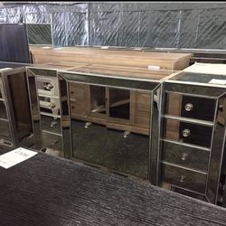 Z Gallerie Omni Buffet